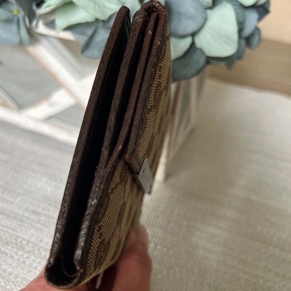 Vintage Gucci Monogram Wallet Beige and Brown with Gold hardware GUC - Picture 5 of 12